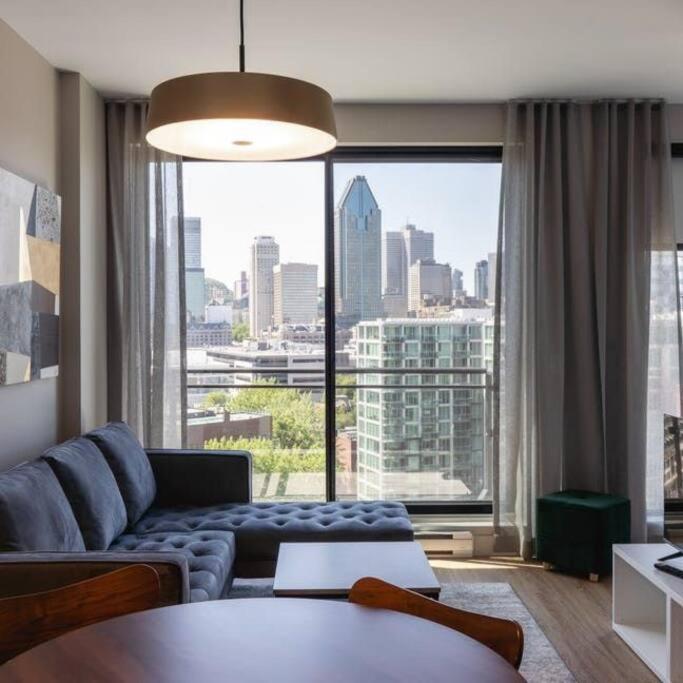 Mind Blowing City View - 2 Beds - Pool & Spa - Downtown มอนทรีอัล ภายนอก รูปภาพ